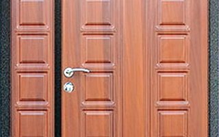 металлическая двустворчатая дверь с отделкой порошком и МДФ - внутренняя сторона