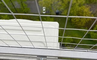 крепление решетки антикошки на лоджии